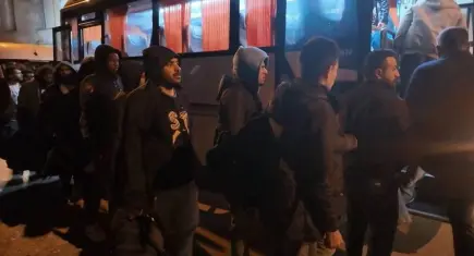 İzmir’de göçmen botu yarı batık halde bulundu: 9 yaşındaki çocuk hayatını kaybetti 