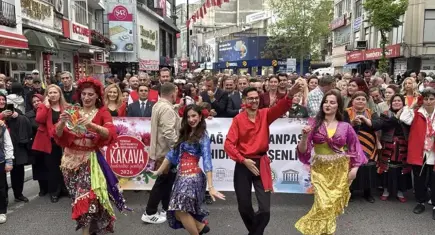 Tekirdağ’da baharın müjdecisi kakava ateşi yandı!
