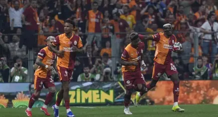 Galatasaray tarih yazdı: Üst üste 4. şampiyonlukla rekor egale edildi!