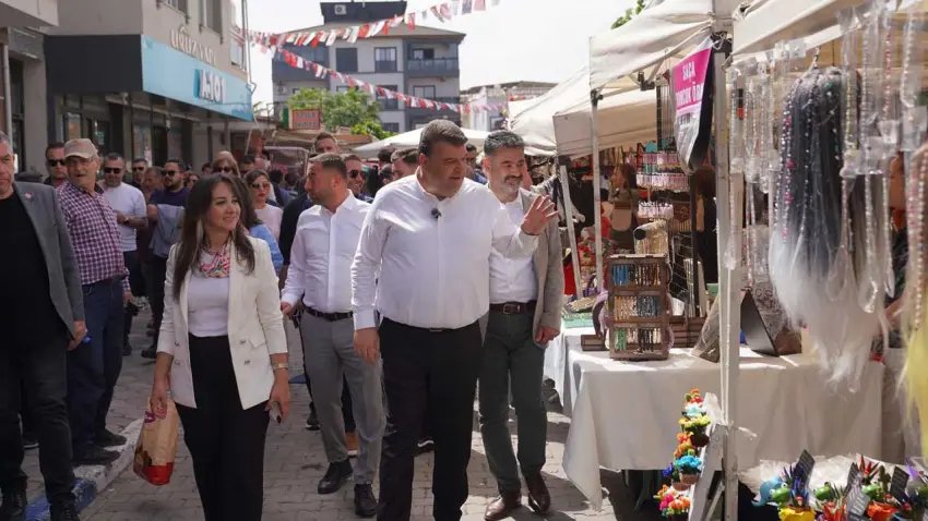 Seferihisar’da 14 yıllık tohum mücadelesi: Tohum yaşarsa halk yaşar! haberinin görseli