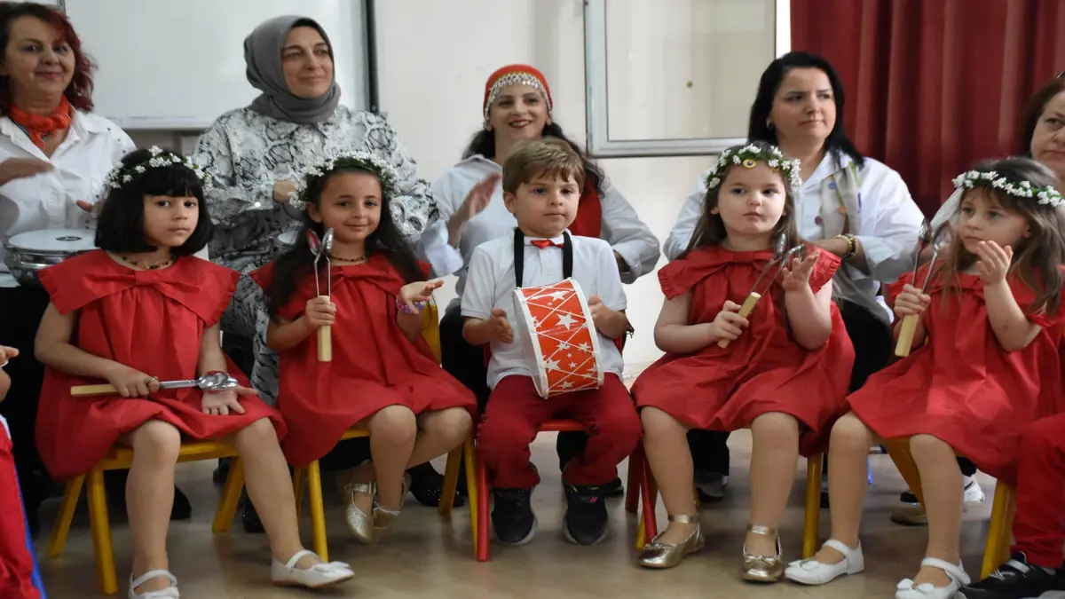 Anneler çocuklarıyla aynı ritimde buluştu görseli