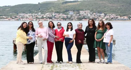 İzmir’de Anneler Günü’nde gebeler ve ebeler bir araya geldi