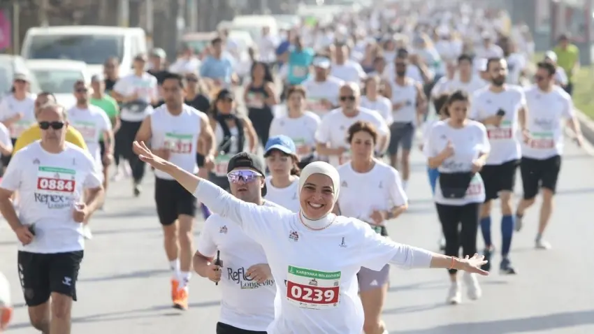 Karşıyaka’da 37. Zübeyde Hanım Koşusu Anneler Günü’nde gerçekleştirildi haberinin görseli