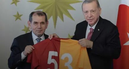 Cumhurbaşkanı Erdoğan'dan Okan Buruk'a tebrik telefonu