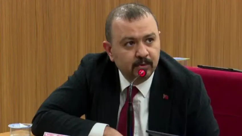 Kadın personelin işten erken çıkma önerisine ret haberinin görseli