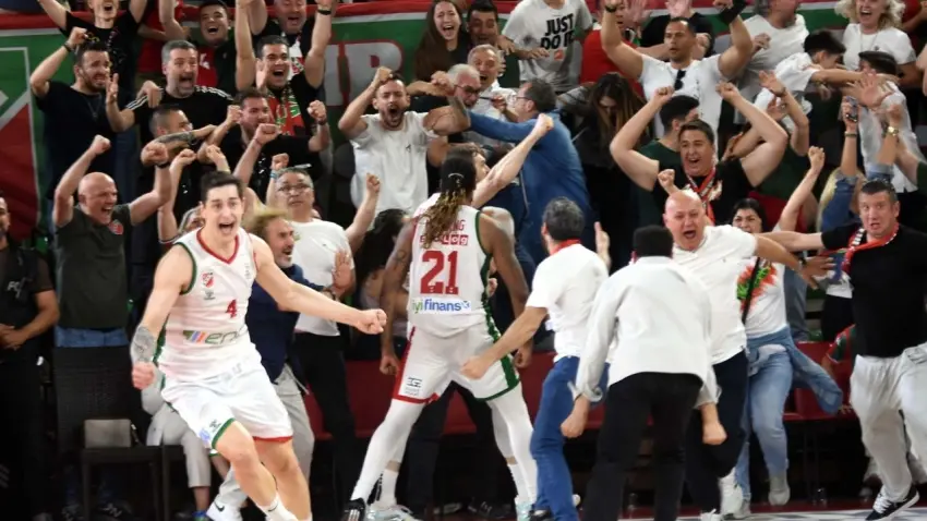 Karşıyaka’dan son saniye mucizesi haberinin görseli