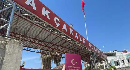 Akçakale sınır kapısı sivil geçişlere açıldı: 12 yıllık hasret bitti
