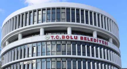 Bolu Belediyesi'nde şafak operasyonu:Birimlerde inceleme başlatıldı