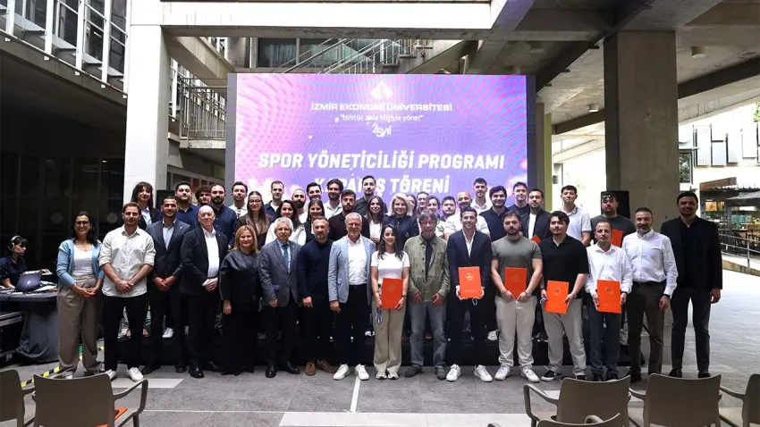 İEÜ Spor Yöneticiliği Programı ilk mezunlarını verdi haberinin görseli