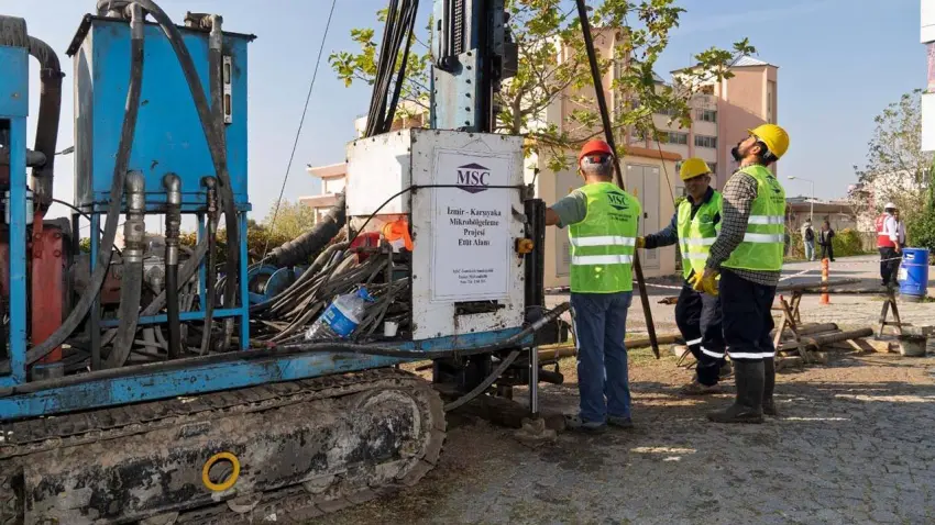 İzmir’de afet direnci için yeni adım: Konak ve Bayraklı’da zemin araştırması başlıyor haberinin görseli