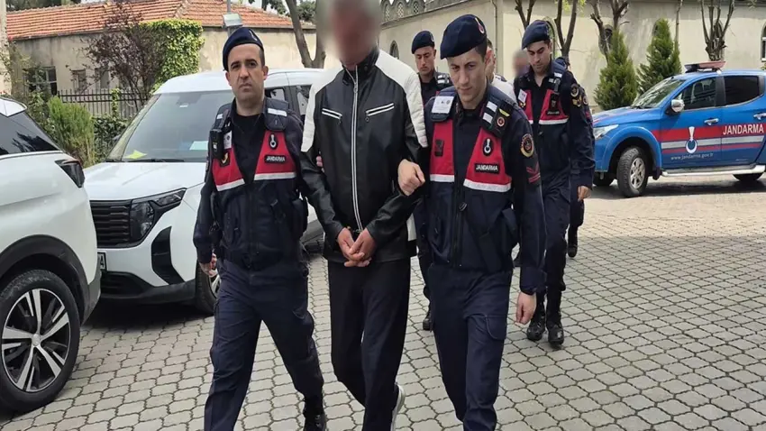 Samsun’da uyuşturucu ve silah operasyonu: 11 gözaltı, 3 tutuklama haberinin görseli
