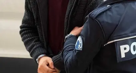 Uşak Belediyesi soruşturmasında yeni gözaltı: Ferdi Zeyrek'in danışmanı gözaltına alındı