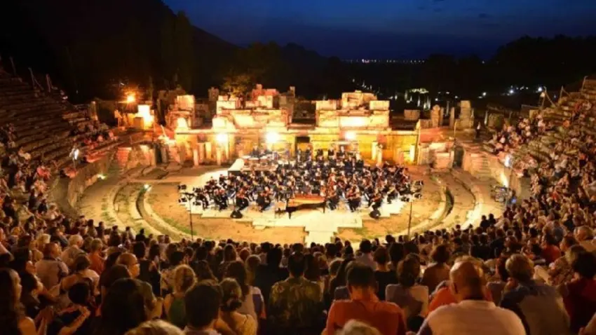 39. Uluslararası İzmir Festivali haziran ayında başlıyor haberinin görseli