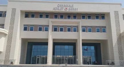 Adliye lojmanında şiddet ve yeşil reçete iddiası: Görevden uzaklaştırılan hakim adliyeyi bastı!