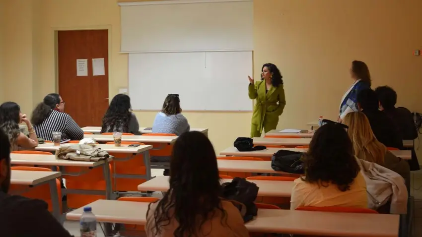 EÜ İletişim Fakültesi’nde mezundan ilham veren kariyer söyleşisi haberinin görseli