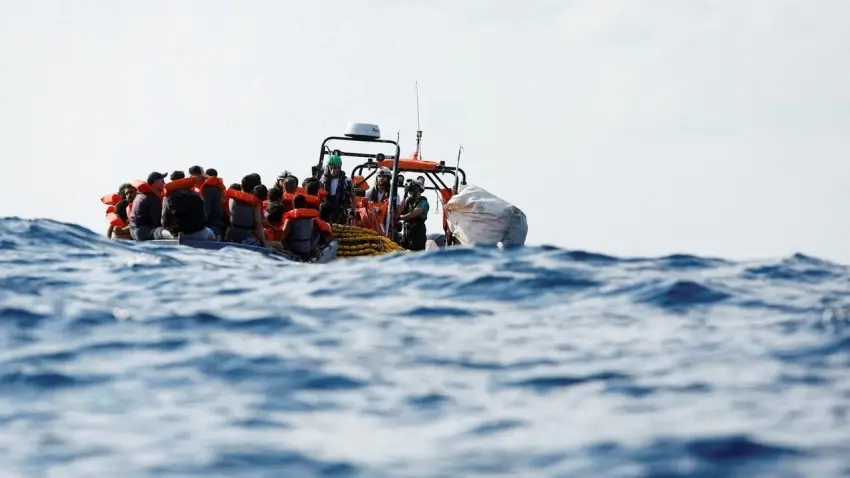 İzmir açıklarında 39 düzensiz göçmen yakalandı haberinin görseli