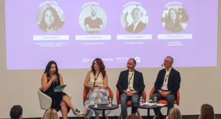 İzmir'de girişimcilik zirvesi gerçekleşti