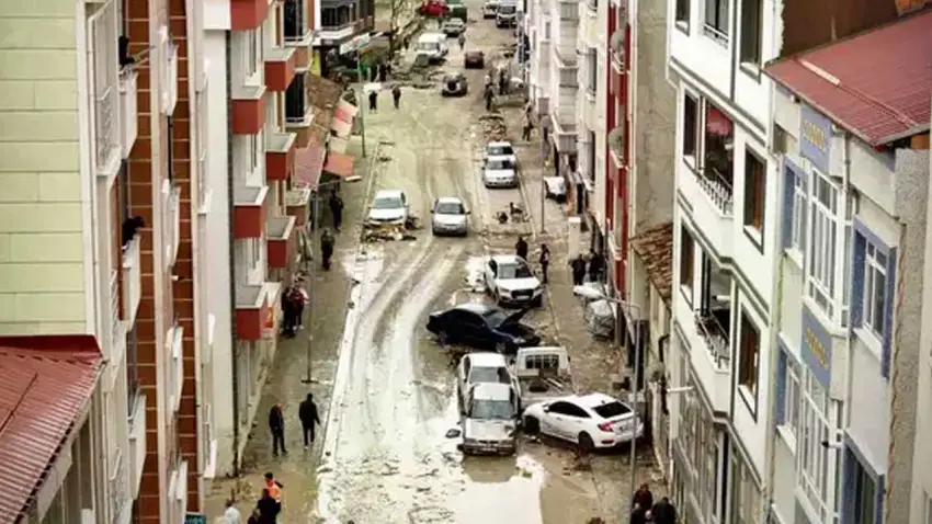 AFAD’dan Samsun’daki sel için acil yardım ödeneği haberinin görseli