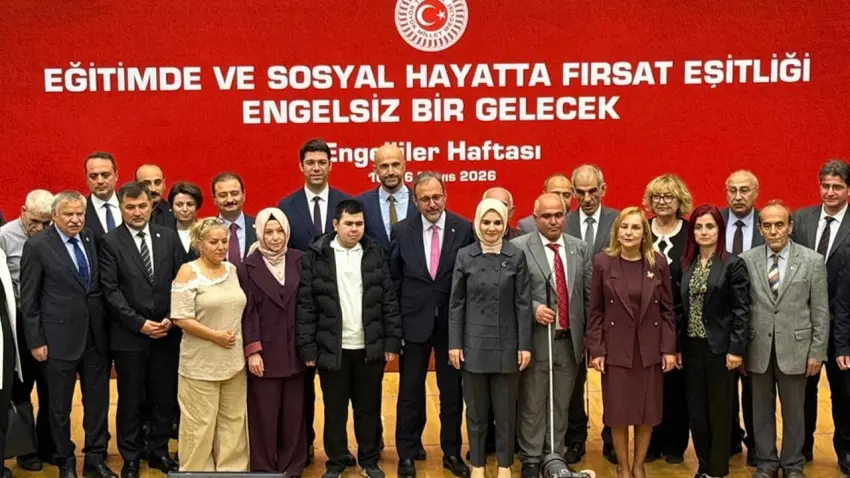 Bakan Göktaş'tan engelliler haftası mesajı: Kamuda engelli memur sayısı 82 bin 880'e ulaştı haberinin görseli