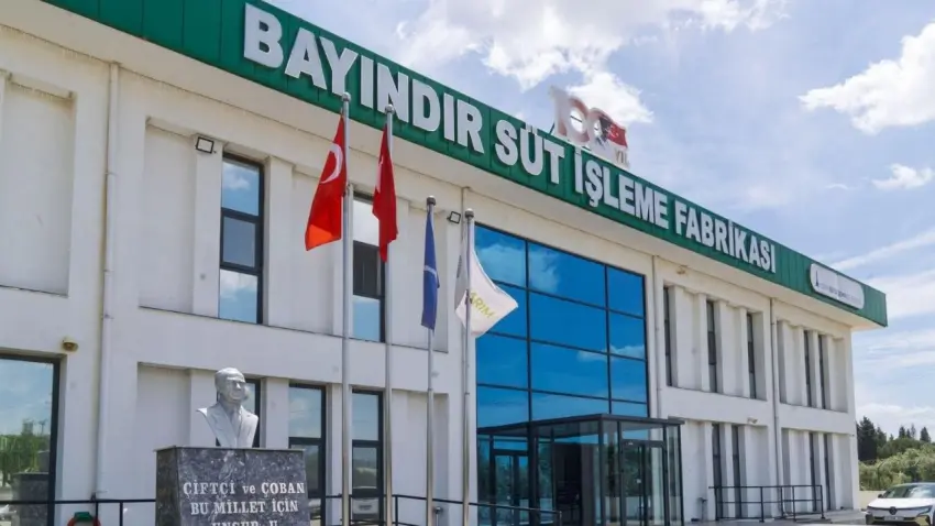 Bayındır Süt İşleme Tesisi’nde üretim güçlenerek sürüyor