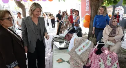 Çiğli’de kadın emeği yıl sonu sergisinde görücüye çıktı