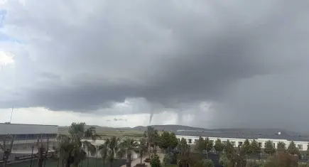 İzmir’de hortum paniği