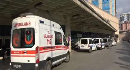 Pansiyonda zehirlenme şüphesi: 16 öğrenci hastaneye kaldırıldı