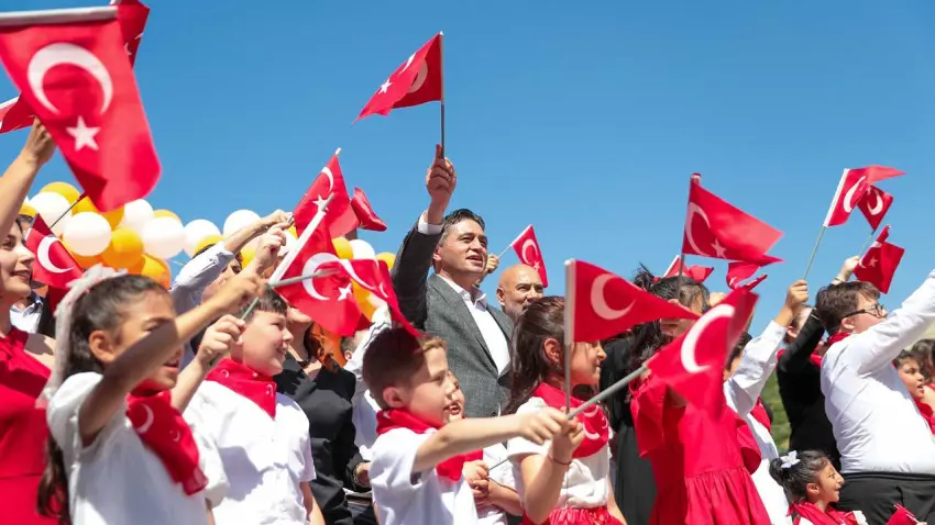 Aliağa’da rengarenk 2. Bahar Şenliği haberinin görseli