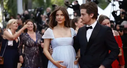 Barbara Palvin’den Cannes’da bebek müjdesi