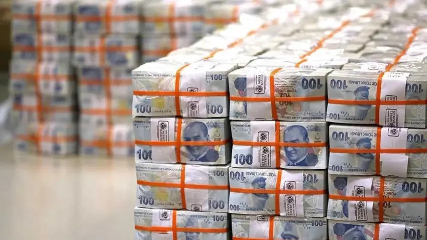 Bütçe nisanda 338,7 milyar lira açık verdi haberinin görseli