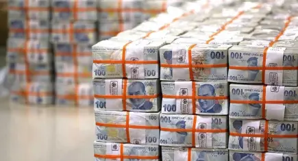Bütçe nisanda 338,7 milyar lira açık verdi