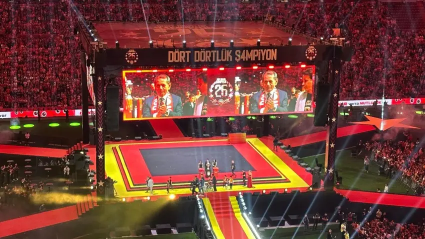 Galatasaray, 26’ncı şampiyonluk kupasını RAMS Park’ta kaldırdı