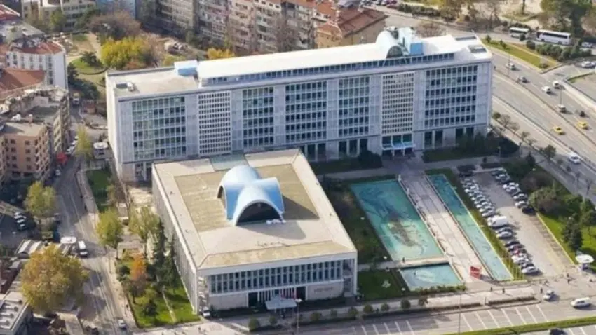 İBB’de ihale soruşturması: 12 şüpheli gözaltına alındı haberinin görseli
