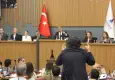 Tugay Büyükşehir’de esti gürledi: İzmir’e yatırımı engelleyenlerin Allah cezasını versin