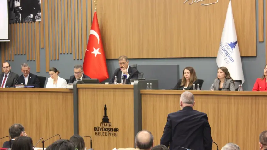 Tugay’dan Şehir Hastanesi çıkışı: Bu ülkeye atılmış en büyük kazık haberinin görseli