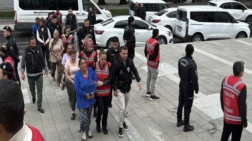 Zehir tacirlerine havadan darbe:Binlerce hap ele geçirildi! haberinin görseli