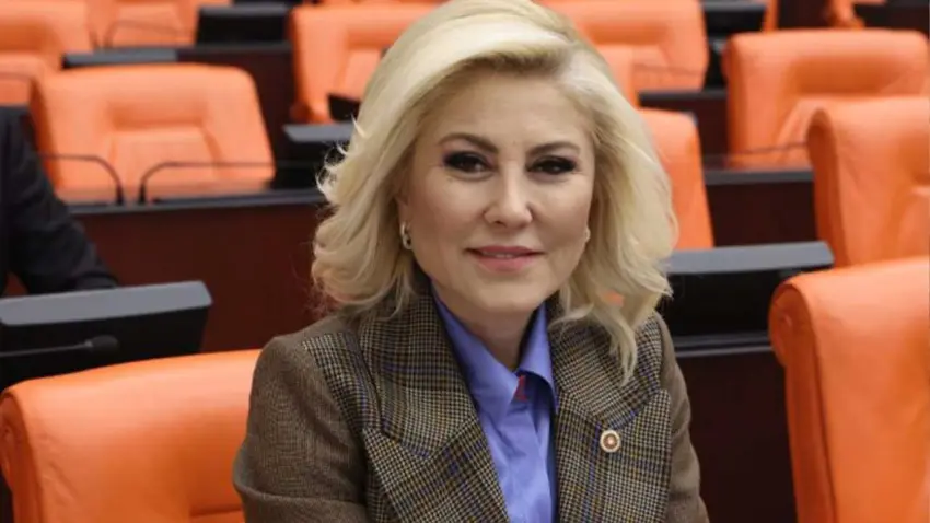 AK Partili Bursalı Aksoy’dan Özel’e sert yanıt: Nezaketten bahsedecek son kişi haberinin görseli