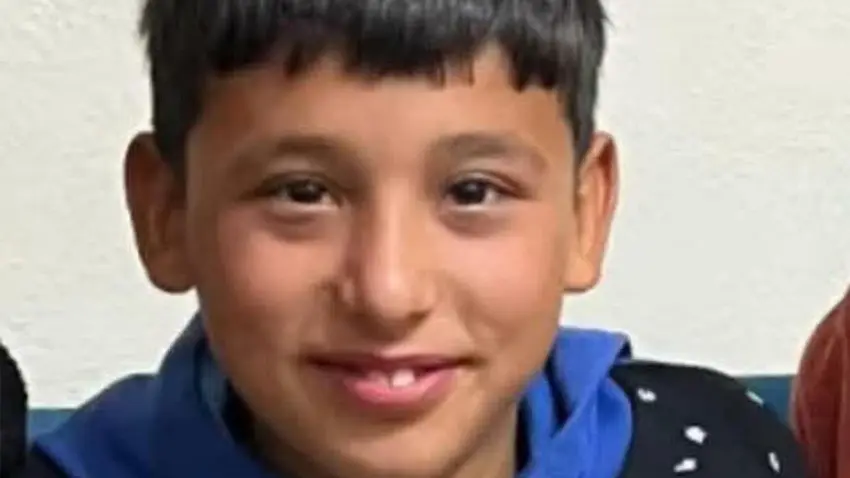 Devrilen traktörün altında kaldı: 15 yaşındaki çocuk yaşamını yitirdi haberinin görseli