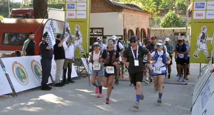 Efeler Yolu Ultra Trail Yarışları başladı