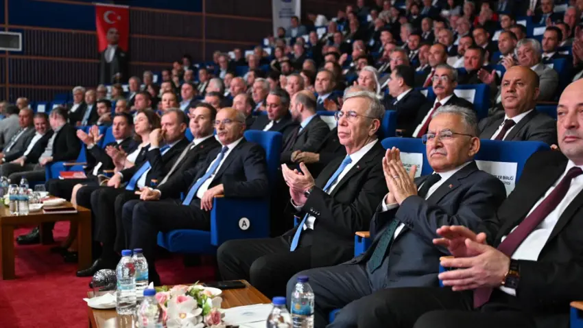 Mansur Yavaş, Tarihi Kentler Birliği başkanlığına yeniden seçildi haberinin görseli