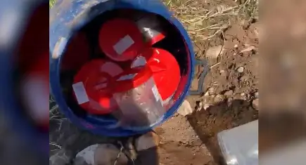 Mezarlıkta plastik varilin içinde 21 cenin bulundu
