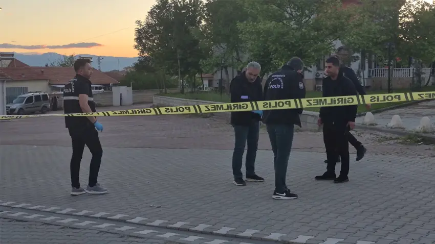 Sosyal medyadaki tartışma parka taşındı: 1 kişi yaralandı haberinin görseli