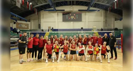 Göztepe voleybol altyapısında tarihi başarı: 4 kategoride de Türkiye şampiyonası bileti geldi