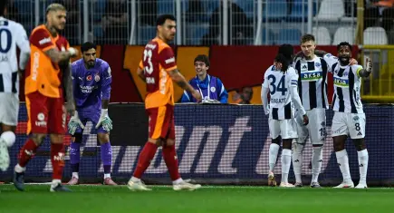 Şampiyon Galatasaray sezonu mağlubiyetle kapattı