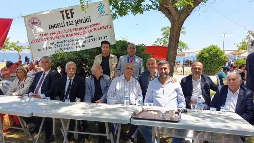 Tüm Engelliler Federasyonu’ndan İzmir’de dayanışma buluşması haberinin görseli