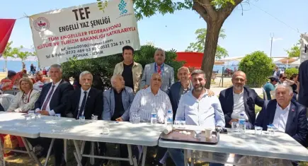 Tüm Engelliler Federasyonu’ndan İzmir’de dayanışma buluşması