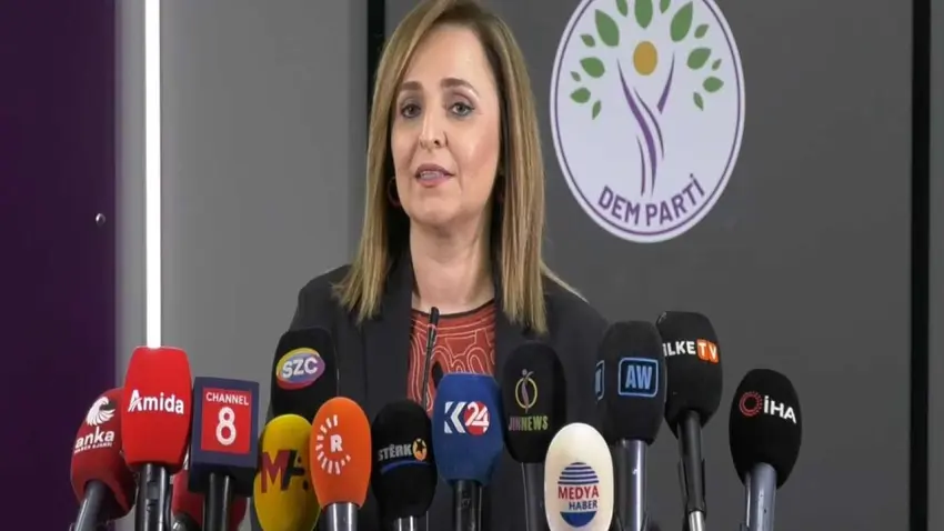 DEM Parti'den Bahçeli’nin açıklamalarına yanıt: Bu çabayı önemli buluyoruz haberinin görseli