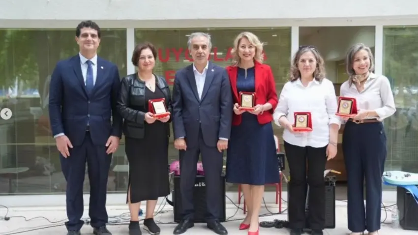 EÜ’de Eczacılık Günü: Dijital dönüşüm ve gelecek vurgusu haberinin görseli