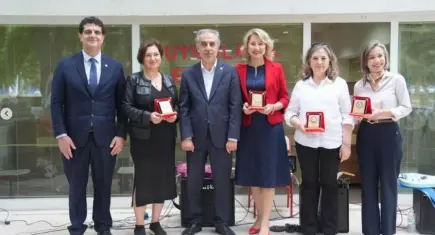EÜ’de Eczacılık Günü: Dijital dönüşüm ve gelecek vurgusu