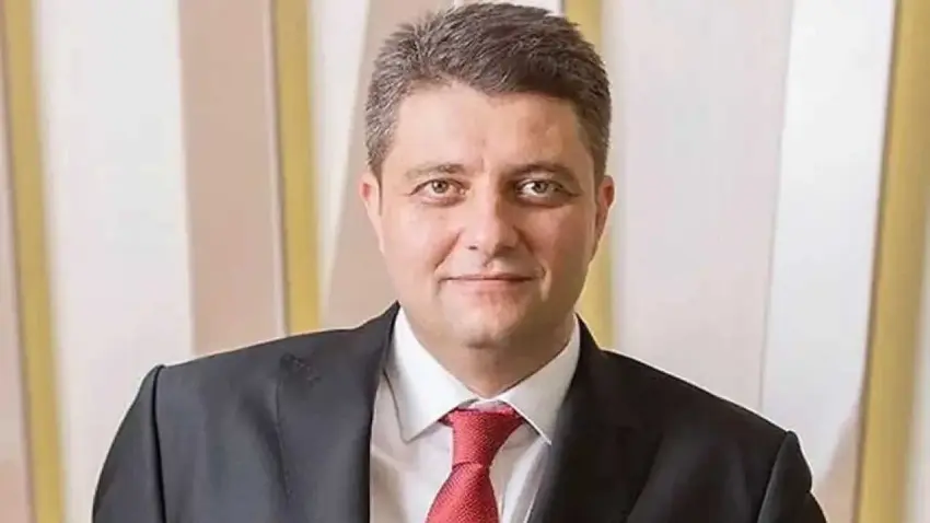 İYİ Parti'de istifa depremi: İstanbul Milletvekili Ersin Beyaz istifa etti! haberinin görseli